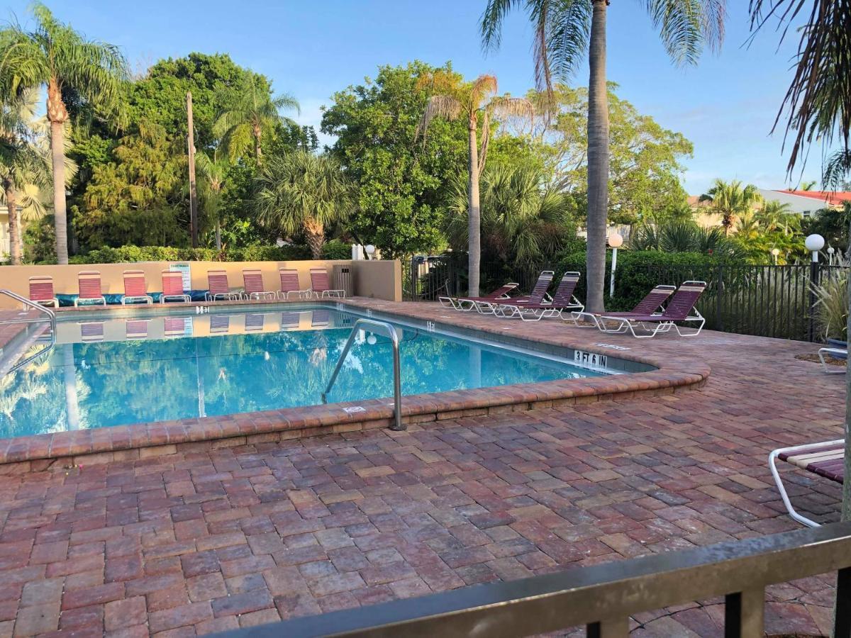 Captiva Beach Resort Point O'Rocks Luaran gambar